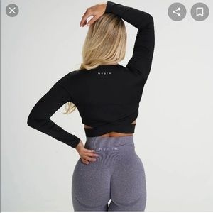 NVGTN black top medium